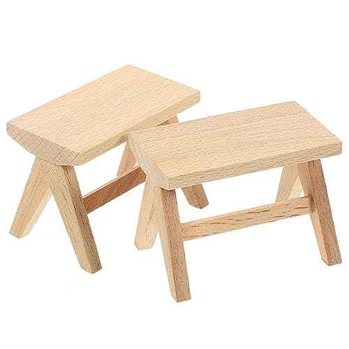 Garneck 2Stücke Holz Hocker für Puppenhaus Zubehör Kleiner Hocker im Puppenhaus Design Perfektes für Mikroszenen Dekoration und Rollenspiele Garneck 2Stücke Holz Hocker für Puppenhaus Zubehör Kleiner Hocker im Puppenhaus Design Perfektes für Mikroszenen Dekoration und Rollenspiele von Garneck