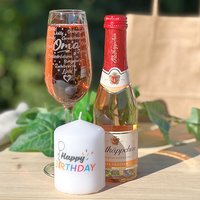 Geschenkset "Oma": graviertes Sektglas, Rotkäppchen rosè & Kerze von Geburtstagsfee