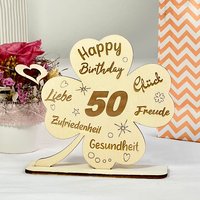 Glücks-Kleeblatt 50. Geburtstag, gravierter Holzaufsteller mit lieben Wünschen & Fuß als Deko & Geschenk Glücks-Kleeblatt 50. Geburtstag, gravierter Holzaufsteller mit lieben Wünschen & Fuß als Deko & Geschenk von Geburtstagsfee