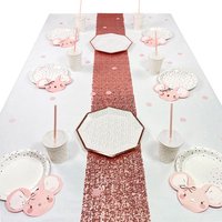 Kleine Maus Tischdeko Set für bis zu 12 Gäste, 86-teilig Kleine Maus Tischdeko Set für bis zu 12 Gäste, 86-teilig von Geburtstagsfee
