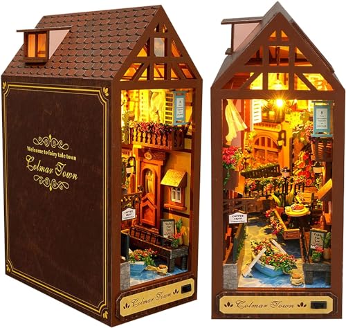 Miniatur-Bibliothek Book Nook DIY Kit: Holz, Stoff, Papier, LED, für Bücherregal-Deko, Selbstbau-Set mit Spaßfaktor - Fantasy, Märchen, Klassik (Altstadt) von Generic