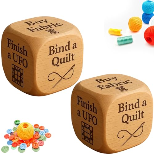 Quilter's Dice – Holz-Entscheidungswürfel mit 6 gravierten Quiltaufgaben. EIN lustiges Nähwerkzeug DIY-Nähbegeisterte Quilter's Dice – Holz-Entscheidungswürfel mit 6 gravierten Quiltaufgaben. EIN lustiges Nähwerkzeug DIY-Nähbegeisterte von Generic
