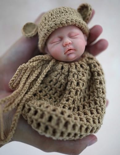 Reborn Babypuppen – 17,8 cm Miniatur-realistische Neugeborenen-Babypuppen mit Mundwischern – handgefertigte Ganzkörper-Puppe – inklusive Fütterungs- und Badzubehör – Spielzeug zum Stressabbau Reborn Babypuppen – 17,8 cm Miniatur-realistische Neugeborenen-Babypuppen mit Mundwischern – handgefertigte Ganzkörper-Puppe – inklusive Fütterungs- und Badzubehör – Spielzeug zum Stressabbau von Generic