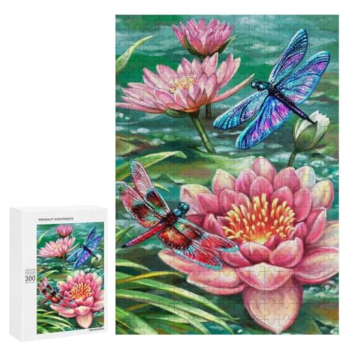 Zwei bunte Libellen ruhen auf leuchtend rosa Seerosen in einem ruhigen Teich, 300 Teile, klassisches Holzpuzzle für Erwachsene Zwei bunte Libellen ruhen auf leuchtend rosa Seerosen in einem ruhigen Teich, 300 Teile, klassisches Holzpuzzle für Erwachsene von Generisch