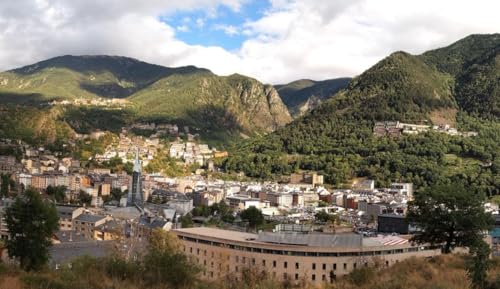 Puzzle für Erwachsene, 1000 Teile, Motiv: ANDORRA LA VELLA SKYLINE Glänzende Holzpuzzles, Banner, Hauptstadt, A250, anspruchsvolle Puzzles für Freunde, Familie, Wanddekoration Puzzle für Erwachsene, 1000 Teile, Motiv: ANDORRA LA VELLA SKYLINE Glänzende Holzpuzzles, Banner, Hauptstadt, A250, anspruchsvolle Puzzles für Freunde, Familie, Wanddekoration von Geroclonup