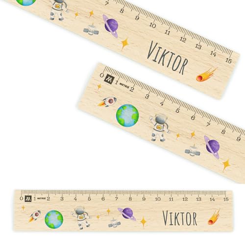 Lineal personalisiert für Kinder 15cm aus Holz - UV-Druck- Lineal mit Namen - Geschenke für die Einschulung und Schulstart - Geschenkideen Schultüte - Schulbedarf Junge/Mädchen - Astronaut Lineal personalisiert für Kinder 15cm aus Holz - UV-Druck- Lineal mit Namen - Geschenke für die Einschulung und Schulstart - Geschenkideen Schultüte - Schulbedarf Junge/Mädchen - Astronaut von Geschenkfreude