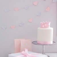 Herz-Girlande in pastell rosa & silber glitzernd, 5m Herz-Girlande in pastell rosa & silber glitzernd, 5m von Ginger Ray