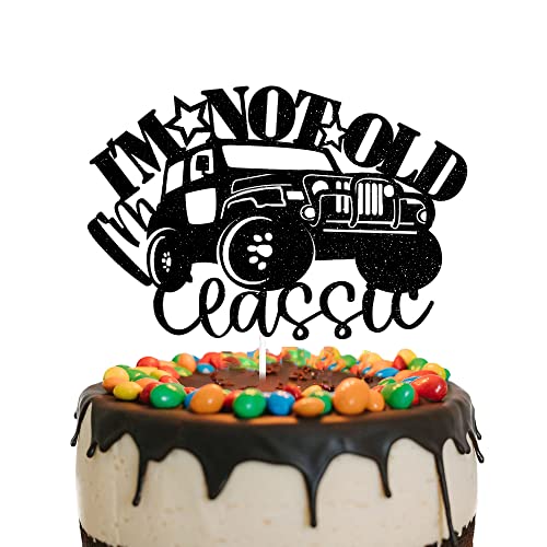 I'm Not Old I'm Classic Cake Topper Black Glitter Vintage Car Classic Auto Geburtstagstorte für Männer 40. 50. 60. 70. 80. 90. Geburtstag Dekoration Party Vorräte I'm Not Old I'm Classic Cake Topper Black Glitter Vintage Car Classic Auto Geburtstagstorte für Männer 40. 50. 60. 70. 80. 90. Geburtstag Dekoration Party Vorräte von GotGala