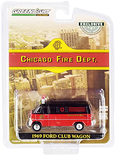 Greenlight 30242 1969 Club Wagon Ambulance – CFD Chicago Fire Department (Hobby Exclusive), Maßstab 1:64 von Greenlight
