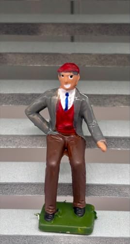 F1149 - Greenhills Scalextric Carrera Painted Trackside Seated Spectator 1.32 Scale - New von Greenhills