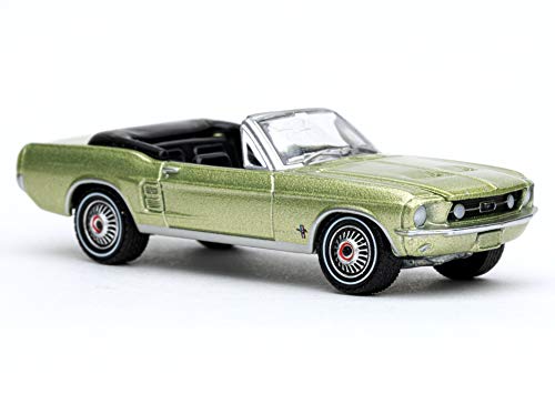 Greenlight 30215 1967 Ford Mustang Convertible Sports Sprint – Limettengold (Hobby Exclusive), Maßstab 1:64 von Greenlight