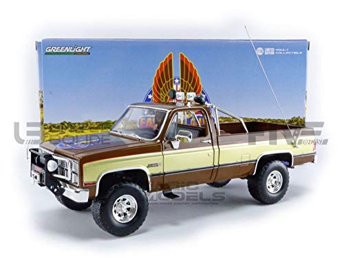 Greenlight Collectibles - Sierra 13560 Großes Miniaturauto zum Sammeln, Braun/Weiß Greenlight Collectibles - Sierra 13560 Großes Miniaturauto zum Sammeln, Braun/Weiß von Greenlight