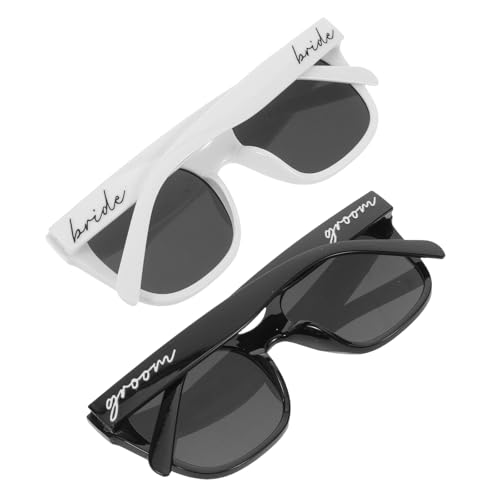 HAKIDZEL 2 Stück Sonnenbrillen für Bräutigam und Braut – lustige Hochzeitsbrille, Kostüm-Requisiten für Junggesellinnenabschied, Brautparty, Junggesellinnenabschied, Dekoration HAKIDZEL 2 Stück Sonnenbrillen für Bräutigam und Braut – lustige Hochzeitsbrille, Kostüm-Requisiten für Junggesellinnenabschied, Brautparty, Junggesellinnenabschied, Dekoration von HAKIDZEL