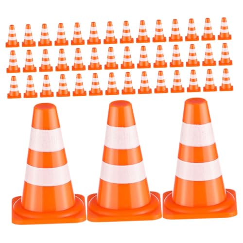 HANABASS 100 Stück Mini Verkehrscones Orange Verkehrszeichen für Lernspielzeug zur Kognitiver Fähigkeiten und Kreativen Rollenspiels im BAU und Verkehrsthema von HANABASS