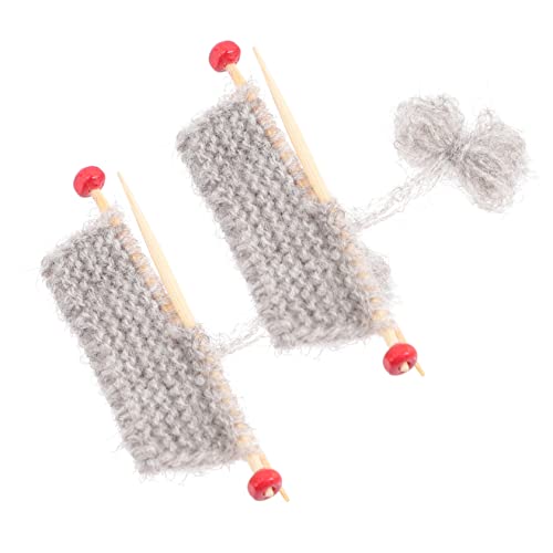 HANABASS 2 Stück Strickpullover Deko für Puppenhaus Realistische Woll Modelle für Miniaturfotografie und Kreative Gestaltungen HANABASS 2 Stück Strickpullover Deko für Puppenhaus Realistische Woll Modelle für Miniaturfotografie und Kreative Gestaltungen von HANABASS