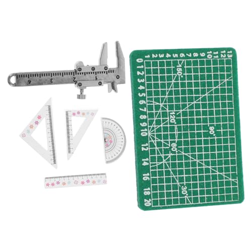 HEALSOPTHY 1 Set Puppenhauszubehör Mini Lineal Mini Rucksackzubehör Mini Hausdekor Puppenzubehör Winzige Matte Mini Schulspielzeug Mini Matte Mini Hausbedarf Mini Messschieber Aus von HEALSOPTHY