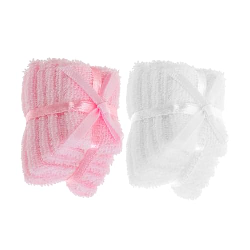 HEALSOPTHY 2 Stück Puppenhausartikel Badetücher Puppenhaus Miniatur Dekor Puppenhaus Miniatur Badetuch Spielhaus Mini Handtücher Haus Badezimmerzubehör Stoffhandtücher von HEALSOPTHY