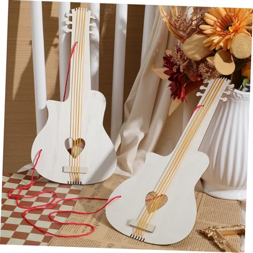 HEALSOPTHY 2 Stück Unfertige Holz Gitarre DIY Bastelset für Leichte Handliche Holzgitarre zum Bemalen und Dekorieren Einfache Montage Kreative Musikinstrument Dekoration für Drinnen und von HEALSOPTHY