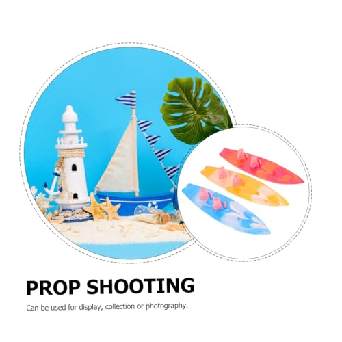 HEALSOPTHY 3 Stück Teiliges Mini Surfboard mit Puppenschuhen Bunte Surfbretter in Blau Magenta Gelb Modellrequisiten für Puppen Sammeln Fotografie Realistische Deko für Erwachsene von HEALSOPTHY