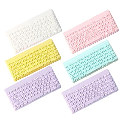 HEALSOPTHY 6 Stück Miniatur Tastatur Schlüsselanhänger Teiliges DIY Dekoration Resin Anhänger in Macaron Farben Leichte Sichere Schmuckverzierung für Schlüssel und Puppenhaus von HEALSOPTHY