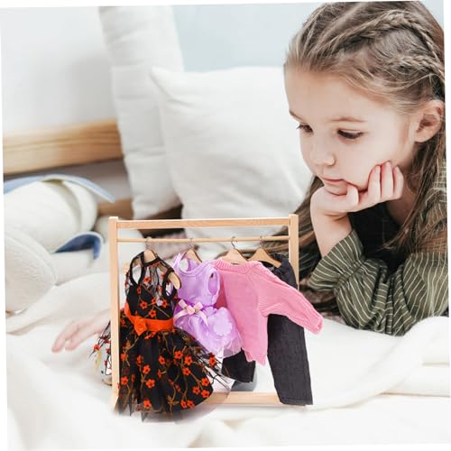 HEALSOPTHY Mini Holz Kleiderständer Puppenkleider Organizer Doppellagig Praktische Garderobe für Puppenkleidung zur Aufbewahrung und Präsentation von Mini Doll Adornments und Platzsparend HEALSOPTHY Mini Holz Kleiderständer Puppenkleider Organizer Doppellagig Praktische Garderobe für Puppenkleidung zur Aufbewahrung und Präsentation von Mini Doll Adornments und Platzsparend von HEALSOPTHY