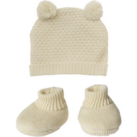 HELESS 480 Puppen-Strickset mit Bommelmütze und Strickschuhen aus 100 % Bio-Baumwolle, ecru, 2-teilig, Gr. 35-45 cm von HELESS