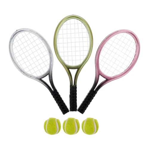 HEMOTON 3 Sets Mini-Tennisschläger Und Ballset 1:12 Miniatur-Tennis-Kit Puppenhaus-Spielzeug-Kuchenaufsatz Für Sportgeräte HEMOTON 3 Sets Mini-Tennisschläger Und Ballset 1:12 Miniatur-Tennis-Kit Puppenhaus-Spielzeug-Kuchenaufsatz Für Sportgeräte von HEMOTON
