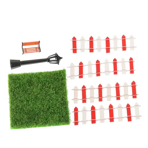 HOMOBABE 1 Satz Straßenlaterne Rasen Weihnachtsdeko Mini-parkstuhl Gartenfoto-Requisite Puppenhausdekorationen Kinderhaus Dekoration Kleine Hausdekoration Kleine Rasenzäune Holz von HOMOBABE