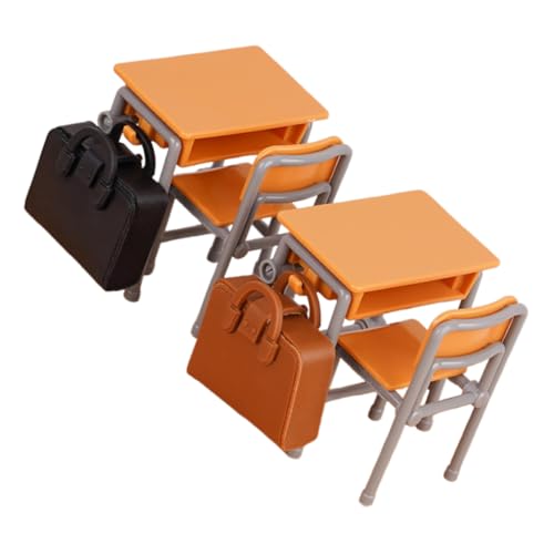 HOMOCONO Miniatur Klassenzimmer mit Tischen Stühlen und Schulranzen Detailreiche Puppenhaus Möbel Handgefertigte Miniatur Schulraum Dekoration von HOMOCONO