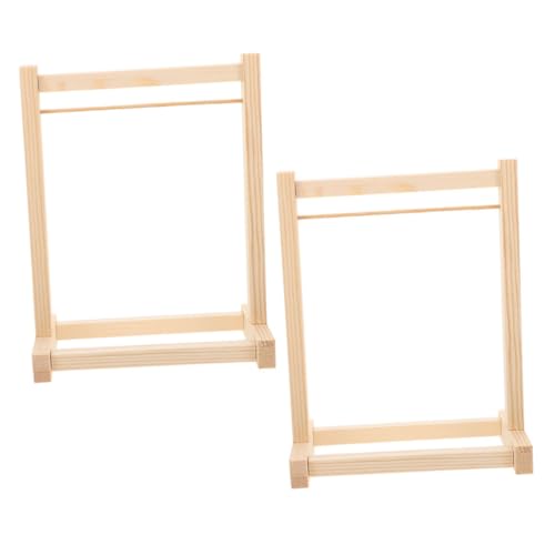 HONITANO 2 Stück Mini Holz Kleiderständer für Puppenhaus Robustes Möbelzubehör zur Aufbewahrung von Puppenkleidung Platzsparend Dekorativ Fördert Kreatives Rollenspiel von HONITANO