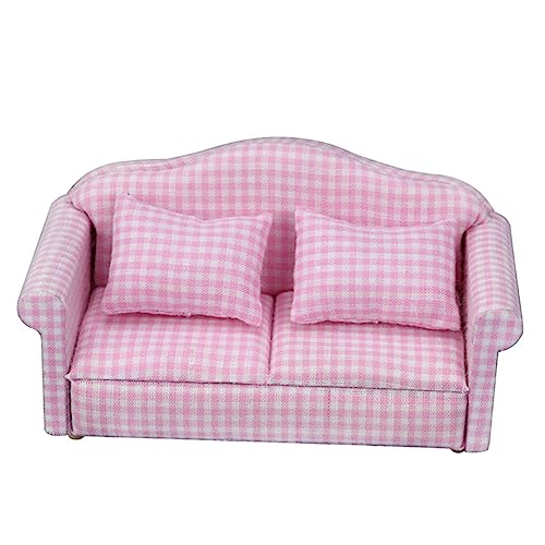 HONITANO Miniatur Puppenhaus Sofa mit Kissen Miniaturmöbel Dekoration Realistisch Gestaltetes Kompaktes Rosa Kariertes Doppelsofa für Puppenhaus Wohnzimmer Leicht und Tragbar HONITANO Miniatur Puppenhaus Sofa mit Kissen Miniaturmöbel Dekoration Realistisch Gestaltetes Kompaktes Rosa Kariertes Doppelsofa für Puppenhaus Wohnzimmer Leicht und Tragbar von HONITANO