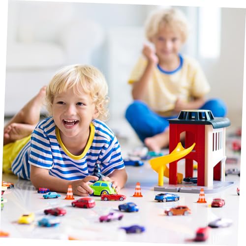 HONMEET 10 Stück Teiliges Miniatur verkehrshütchen aus Farbenfrohe Baustellen pylonen für Kompakt Leicht und Realistisch für Kreatives und Rollenspiele von HONMEET