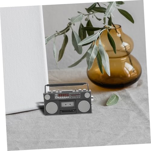 HONMEET Miniatur Retro Radio Modell aus Hochwertigem Kunststoff Sicheres Puppenhaus Zubehör Stilvolles Miniatur Ornament für Miniaturgärten und DIY Hausdekoration Schwarzes Vintage Design von HONMEET