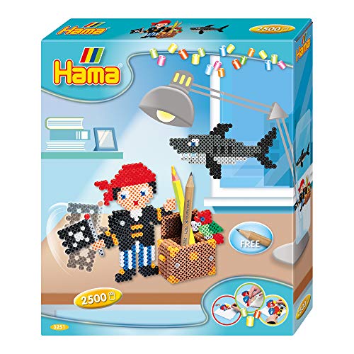 Hama Perlen 3251 Geschenk-Set Piraten mit ca. 2.500 bunten Midi Bügelperlen mit Durchmesser 5 mm, Motivvorlage und Stiftplatte, inkl. Bügelpapier von Hama