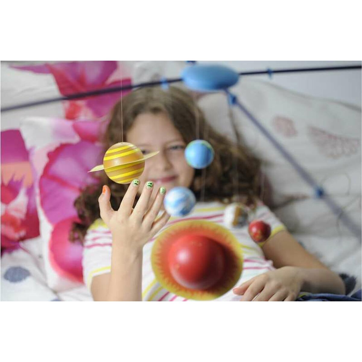 Lernspiel Hape Kit sistema solare rotante in 3D 37,3 x 28,3 x 6,5 cm Lernspiel Hape Kit sistema solare rotante in 3D 37,3 x 28,3 x 6,5 cm von Hape