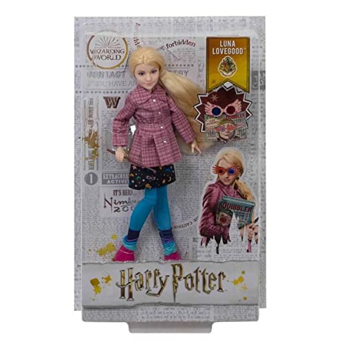 Mattel Harry Potter - Luna Lovegood Sammelpuppe (ca. 25 cm) mit Tweed-Jacke, Rock und Strumpfhose, einschließlich Quibbler und Spectrespecs, Geschenk ab 6 Jahre GNR32 von Mattel