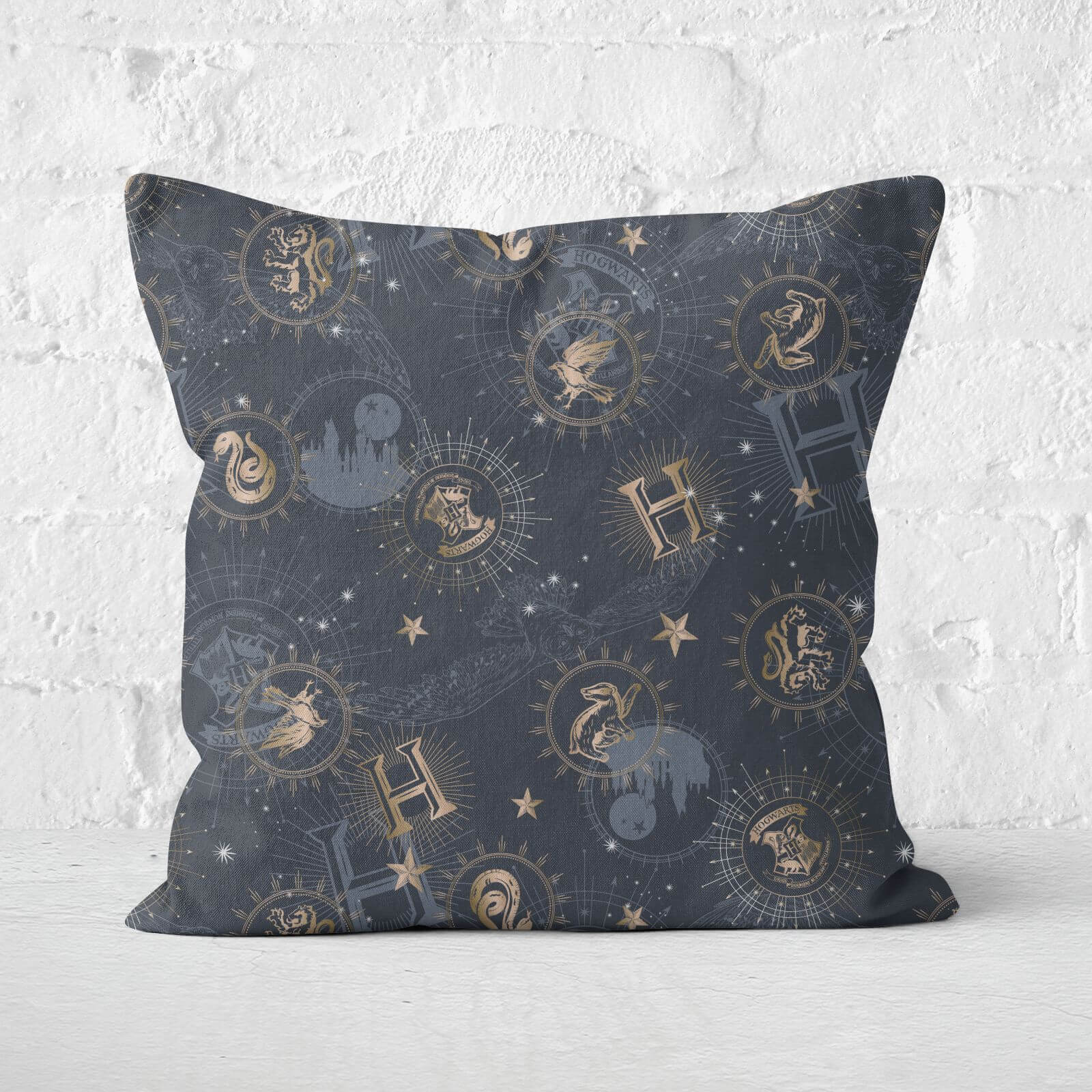 Harry Potter Yule Ball Square Cushion - 60x60cm - Soft Touch Harry Potter Yule Ball Square Cushion - 60x60cm - Soft Touch von Original Hero