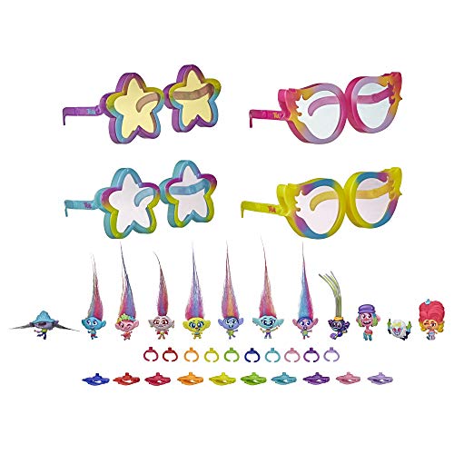 Hasbro Trolls World Tour Tiny Dancers Regenbogen-Edition mit 12 Tiny Dancers, 4 Sonnenbrillen, 10 Ringen, 10 Haarspangen, ab 4 Jahren E88435S1 Mehrfarbig von DREAMWORKS TROLLS