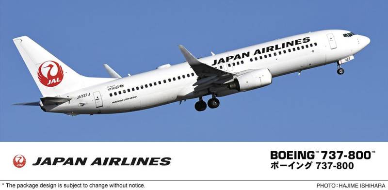 Japan Airlines Boeing 737-800 von Hasegawa