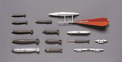U.S. Aircraft Weapons A U.S. Aircraft Weapons A von Hasegawa