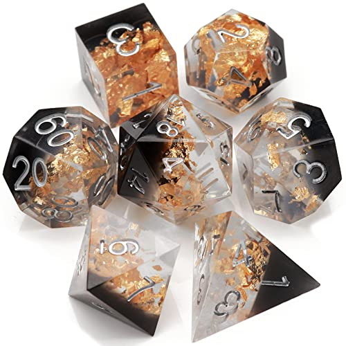 Haxtec DND Würfel Set Sharp Edge Harz Würfel Gold Flocken mit Würfel Fall Schwarz Weiß D&D Würfel für RPG Rollenspiel Spiele Dungeons und Drachen Geschenk Krieg Serie Haxtec DND Würfel Set Sharp Edge Harz Würfel Gold Flocken mit Würfel Fall Schwarz Weiß D&D Würfel für RPG Rollenspiel Spiele Dungeons und Drachen Geschenk Krieg Serie von Haxtec