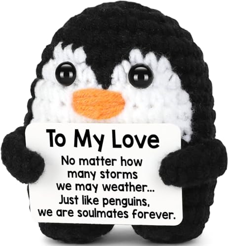 Positiver Pinguin, Gehäkeltes Pocket Hug Pinguin Geschenk,Positive Penguin Toy,Emotional Support für Freundin Freund Kinder,Geschenke zum Jahrestag„Ich liebe dich“-Geschenke für Paare/Ehefrau/Ehemann Positiver Pinguin, Gehäkeltes Pocket Hug Pinguin Geschenk,Positive Penguin Toy,Emotional Support für Freundin Freund Kinder,Geschenke zum Jahrestag„Ich liebe dich“-Geschenke für Paare/Ehefrau/Ehemann von HecticCore