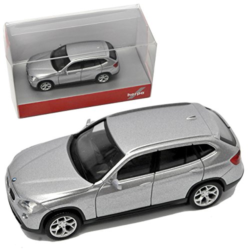 B*M*W X1 E84 SUV Glacier Silber 1. Generation 2009-2015 H0 1/87 Herpa Modell Auto mit individiuellem Wunschkennzeichen B*M*W X1 E84 SUV Glacier Silber 1. Generation 2009-2015 H0 1/87 Herpa Modell Auto mit individiuellem Wunschkennzeichen von Herpa B-M-W