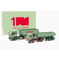 HERPA 316699 1:87 Set / MAN TGS TM Schmitz Rundmulden-Sattelzug und Mercedes-Benz Baukipper-Sattelzug (Wiking-Modell) "100 Jahre Geiger" (Bayern/Oberstdorf) von Herpa