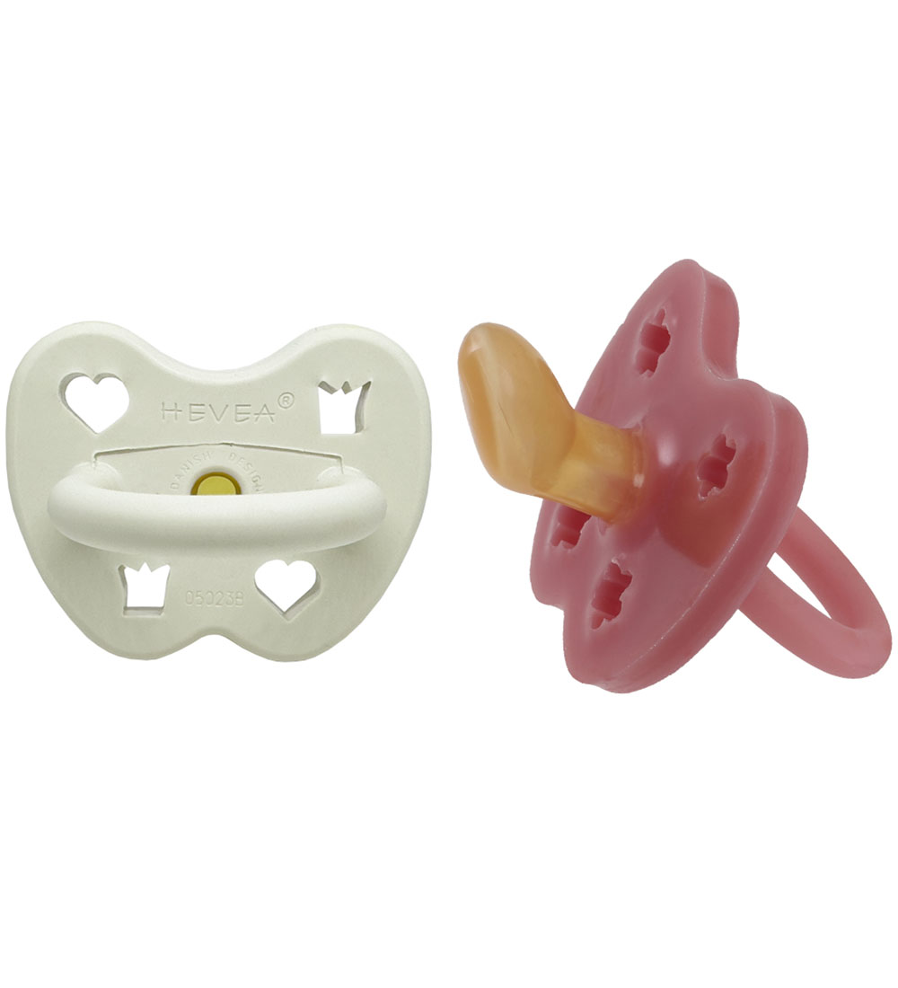 Hevea Schnuller - 3-36 Mt. - 2er-Pack - Naturgummi - Winter Berr - Hevea - 3-36 mt - Schnuller Hevea Schnuller - 3-36 Mt. - 2er-Pack - Naturgummi - Winter Berr - Hevea - 3-36 mt - Schnuller von Hevea