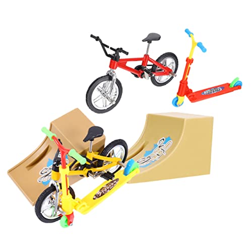 Hohopeti 2Sätze Fingerskateboard Spielset für Teiliges Kit mit Rampen und Zubehör für Tischspiele und Fingerfertigkeitstraining Robustes Design von Hohopeti