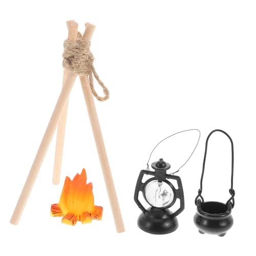 Hohopeti Miniatur Lagerfeuer Campingzubehör Puppenhaus Dekoration mit Feuerholzständer und Hängendem Kochtopf für Realistische Outdoor Szenen Fotografie Requisiten von Hohopeti