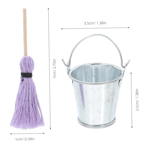 Hohopeti Miniatur Mop und Eimer aus Robustem Material Realistisch Gestaltetes Puppenhaus Reinigungszubehör Kompakt und Tragbar für DIY Puppenhaus Dekoration und Kleine Bodenreinigung Hohopeti Miniatur Mop und Eimer aus Robustem Material Realistisch Gestaltetes Puppenhaus Reinigungszubehör Kompakt und Tragbar für DIY Puppenhaus Dekoration und Kleine Bodenreinigung von Hohopeti