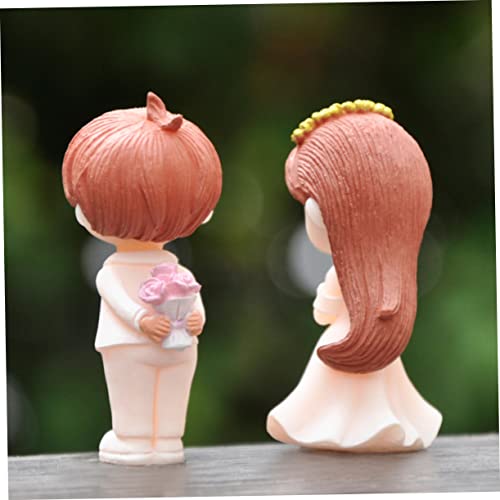 Holibanna 2 Paare Cartoon Brautpaar Figuren Hochzeitstorten Deko Lustige Valentinstag Dekoration Kleine Liebevolle Pärchen Puppen für Tisch Langlebige Verschleißfeste Sammler Deko von Holibanna