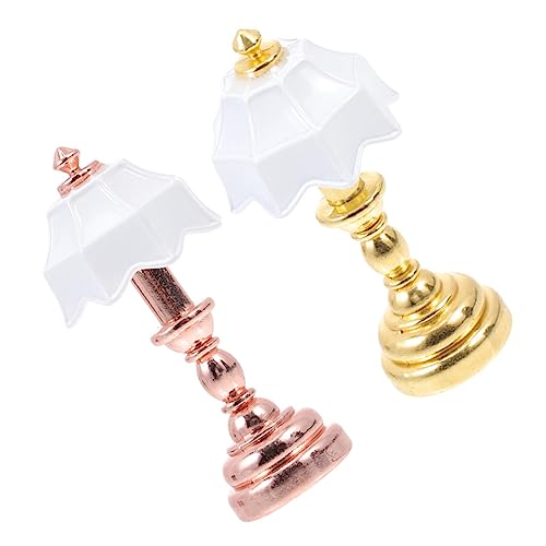 Homoyoyo 2 Stück Tischlampen Teiliges Puppenhaus Zubehör mit Stabiler Basis Dekorative Mini Hauslampe für Kreative Kinderspielzeuge und Landschaften Homoyoyo 2 Stück Tischlampen Teiliges Puppenhaus Zubehör mit Stabiler Basis Dekorative Mini Hauslampe für Kreative Kinderspielzeuge und Landschaften von Homoyoyo